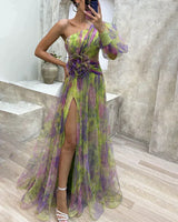 GREEN