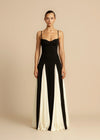 Elegant Maxi Dress with Contrasting Ruffles